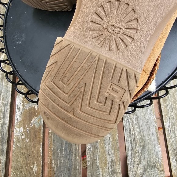 Short UGG Ankle Boots Womens McKay Chestnut Brown Suede Booties 1012358 10 41 - Picture 10 of 13